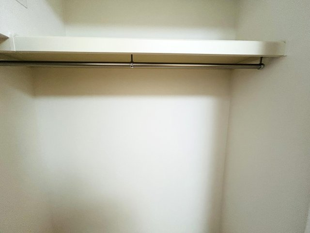 最上階のゆとりある4LDK！トランクルームも完備☆見えない配管部分まで交換されたフルリノベーションマンション『コスモ横濱ガーデン山』の収納