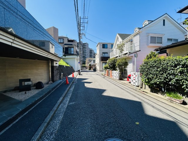 最上階のゆとりある4LDK！トランクルームも完備☆見えない配管部分まで交換されたフルリノベーションマンション『コスモ横濱ガーデン山』のその他
