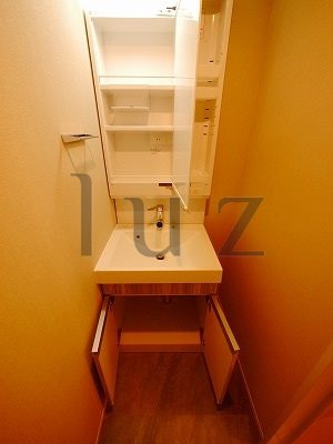スプランディッド新横浜の洗面所