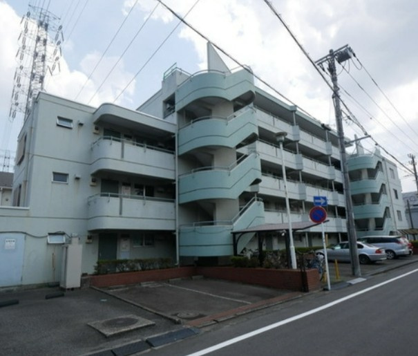 ロイヤルハイツ相模原の外観