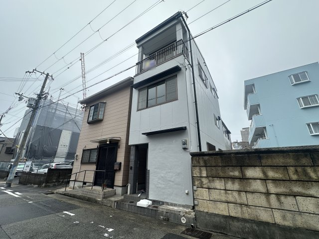 神戸市兵庫区西柳原町戸建の外観