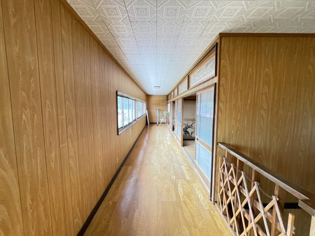 三戸郡新郷村大字戸来字前鹿田の内装