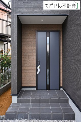 【玄関】 | Livele Garden.S熊谷市上之 第7　新築住宅 | 現地(2026年9月撮影)