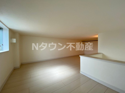 【寝室】 | RichhillSUWA | 落ち着いた色調の寝室です