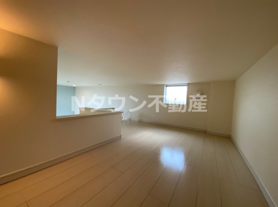 【寝室】 | RichhillSUWA | 落ち着いて過ごせるお部屋なので、寝室にいかがでしょうか