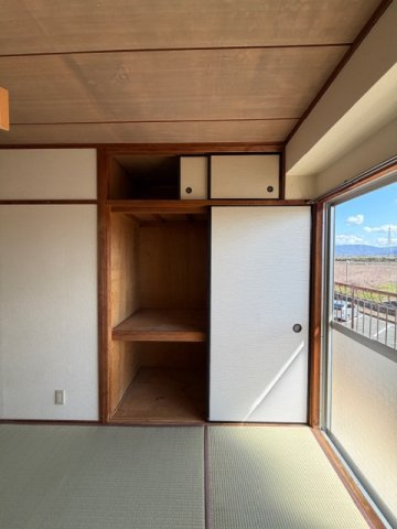 興亜マンションの和室