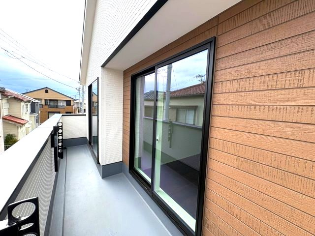 《仲介手数料半額》ふじみ野市仲２丁目第１期　全２棟　5号棟のバルコニー|バルコニー