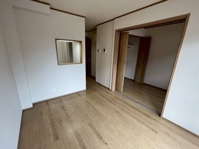 エスペランサ会津町の居間・リビング