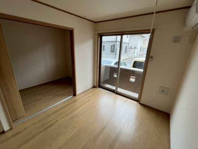 エスペランサ会津町の居間・リビング