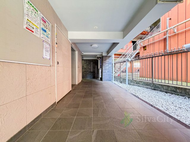 ビューパレ―新宿新都心のロビー|エントランスホール