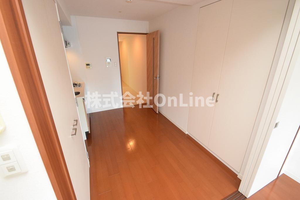 ビエラコート内久宝寺の居間・リビング