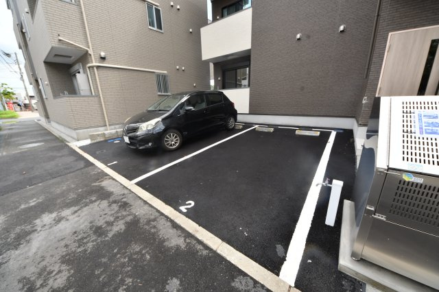 THE NOBLES 戸畑Ⅰの駐車場