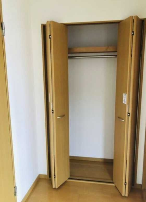 グリーンルーム代沢　南西角部屋　オートロック　最上階の収納