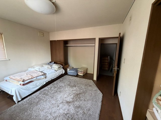 北見市緑町３丁目３番２号　中古売家の寝室