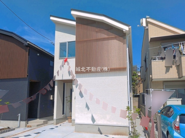 練馬区関町南1丁目 全2棟 1号棟の外観|前面道路東側約6.0ｍ道路に面する全2棟
西武新宿線「上石神井」駅まで徒歩約8分の好立地