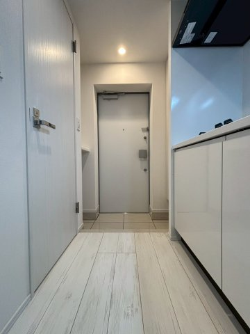 調布市上石原１丁目の賃貸マンションの玄関