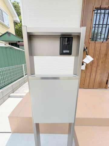 福生市熊川　新築戸建全2棟のセキュリティ|来訪者の顔を映像で確認できるTVモニター付きインターホン。安心・安全な暮らしをサポートします。
