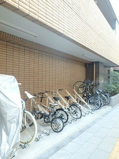 グランド・ガーラ渋谷の駐車場