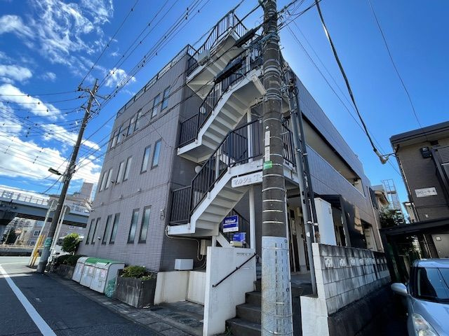 マルシェＴ・Ｋの外観
