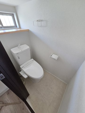 太田市大原町　中古住宅のトイレ