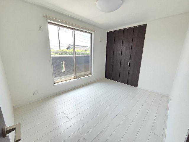 太田市大原町　中古住宅の洋室