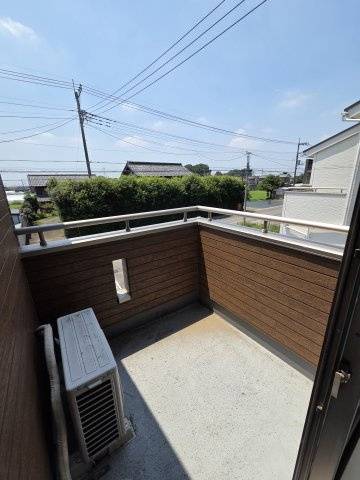 太田市大原町　中古住宅のバルコニー