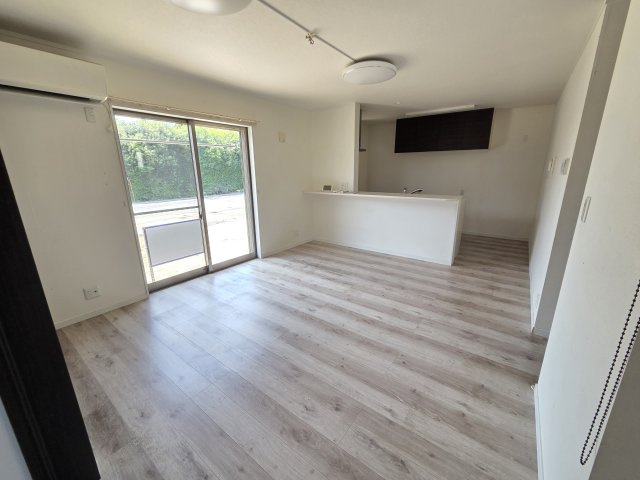 太田市大原町　中古住宅の居間・リビング