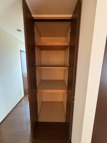 西区香呑町二丁目 中古戸建の収納