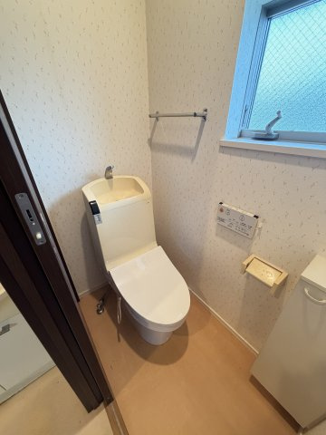 西区香呑町二丁目 中古戸建のトイレ