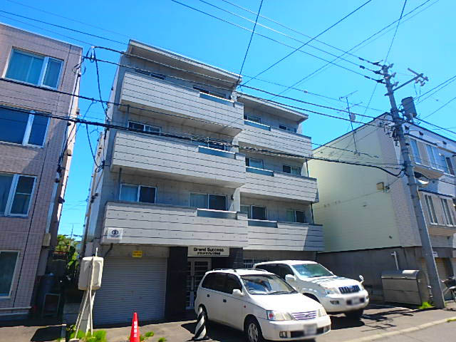グランドサクセス東札幌