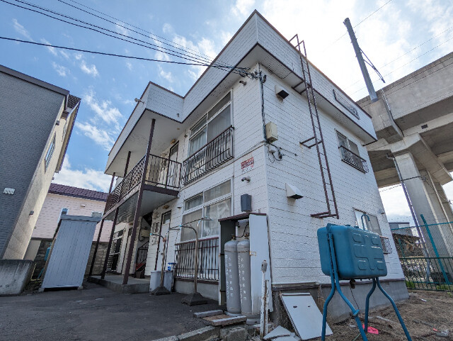 八軒コスモハイツ