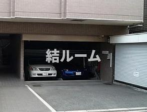 練馬区練馬１丁目の賃貸マンションの駐車場