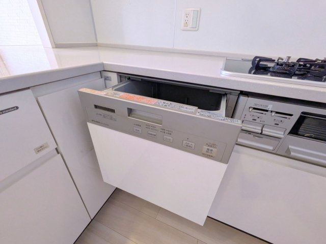 クレアホームズ松山千舟町　ザ・クラスのキッチン|使いやすいキッチンです