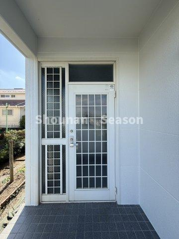 【現地画像あり】厚木市森の里２丁目　中古戸建　85.77坪の玄関|帰るとホッとできる素敵な住まいは、当社で探しませんか♪