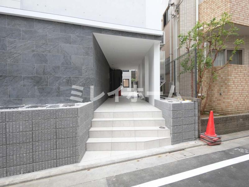 ラフィスタ品川西大井のエントランス