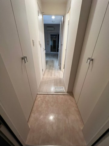 ラ・ヴィ・アン・ローズ　名古屋市賃貸　仲介手数料無料の玄関