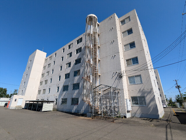 ダイアナ南幌ヒルズ弐番館