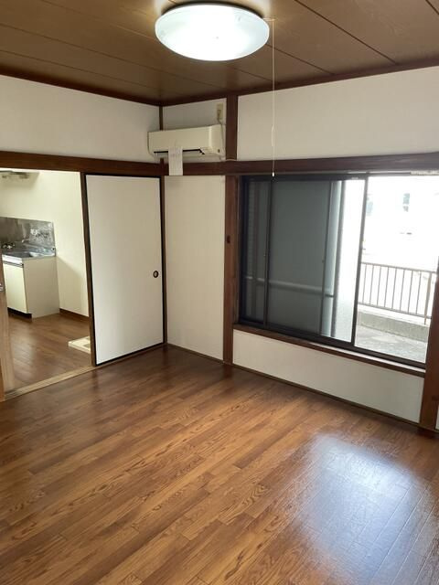 町田市玉川学園５丁目のアパートの居間・リビング