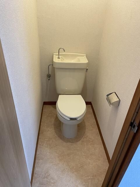 町田市玉川学園５丁目のアパートのトイレ