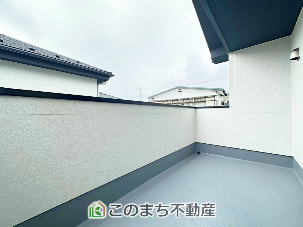 リガーレ宇都宮市石井町7期のバルコニー|"南向きバルコニーがございます！
陽当りが確保されておりますので洗濯物も速乾です！"

