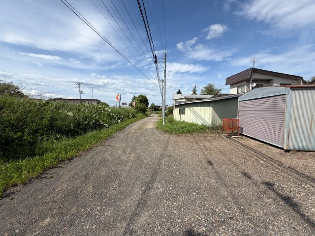 【前面道路含む現地写真】の画像