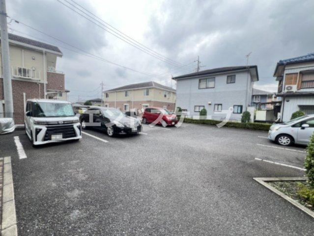 ラシーヌ・２１の駐車場|高崎、前橋のお部屋探しはエンドスケープまで！お客様の理想お聞かせ下さい♪