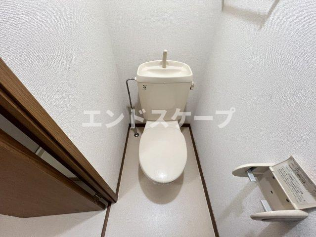 ラシーヌ・２１のトイレ|高崎、前橋のお部屋探しはエンドスケープまで！お客様の理想お聞かせ下さい♪