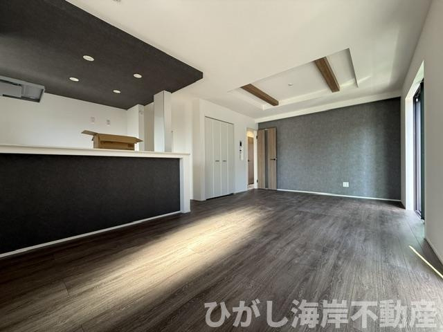 平塚市御殿3丁目　新築戸建　全３棟のダイニング|18帖　LDK