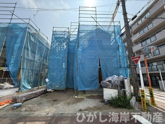 平塚市御殿3丁目　新築戸建　全３棟の外観|7月24日撮影　建築中　現地外観