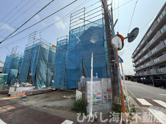 平塚市御殿3丁目　新築戸建　全３棟の外観|7月24日撮影　建築中　現地外観