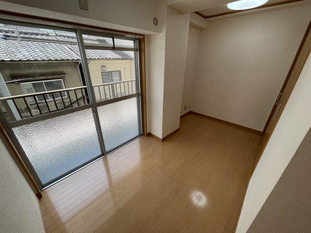 サンライフ小阪の居間・リビング|使いやすい居間です