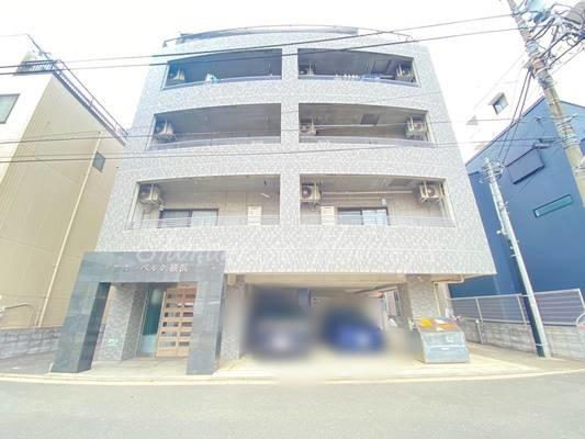 アルトベルク横浜の外観