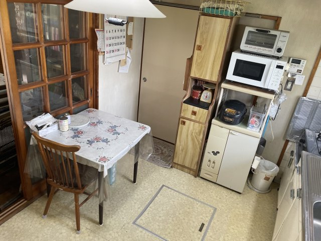 【居間・リビング】 | 東金市極楽寺　中古戸建