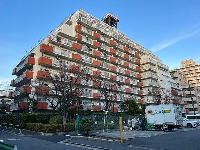 トーカンマンション大島Ｃ棟の外観|耐震基準適合マンション、トーカンマンション大島Ｃ棟は即日現地案内可能となっておりますので、お気軽にお問い合わせください！